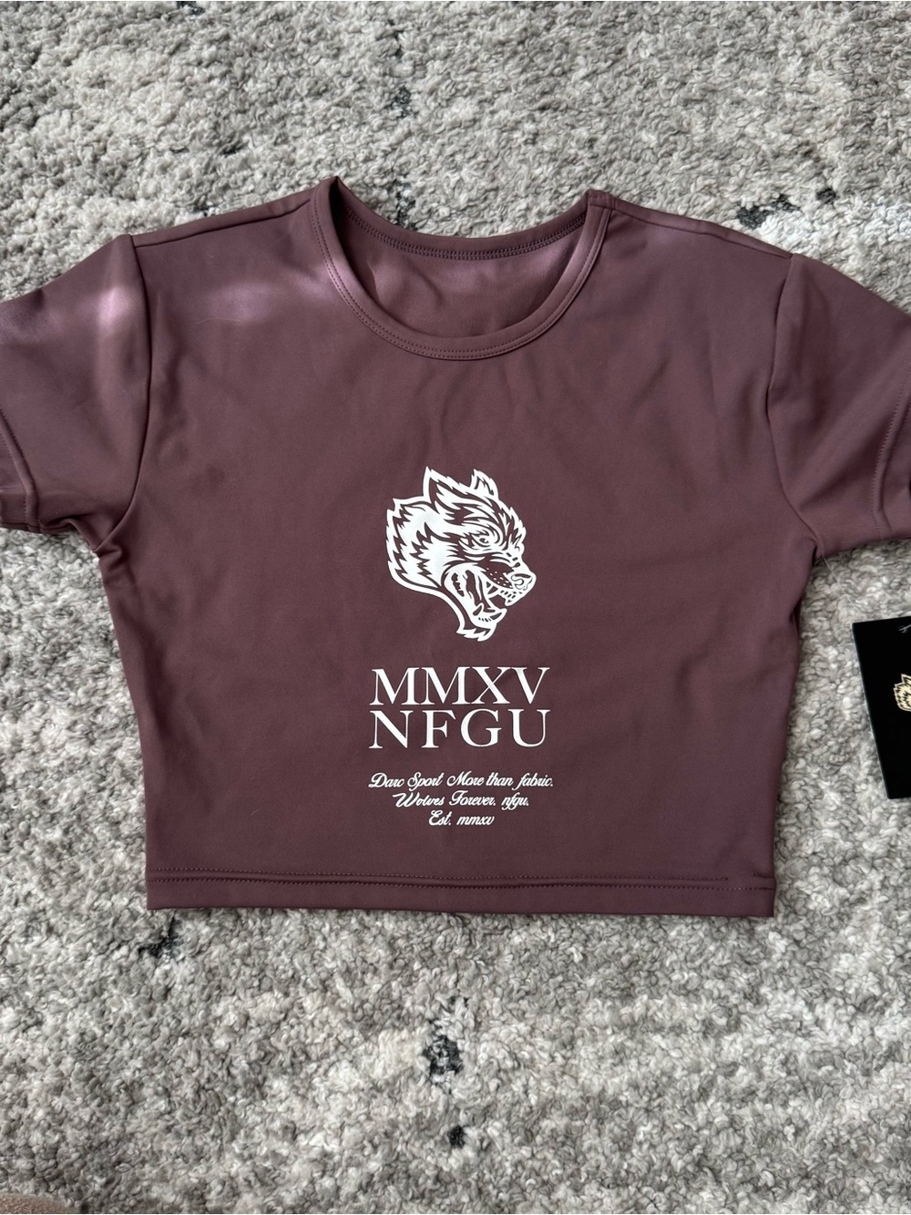Darc Sport Mauve Cropped Tee with White Wolf Graphic
